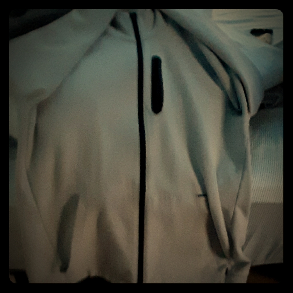 Sip up hoodie